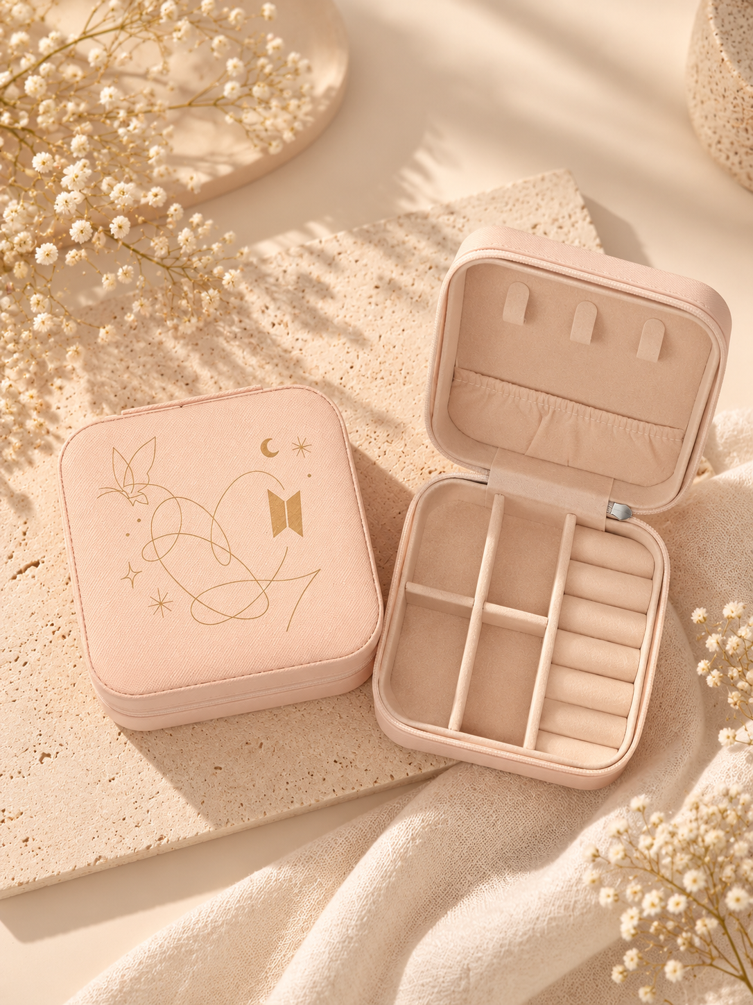 OT7 LOVE YOURSELF JEWELRY BOX