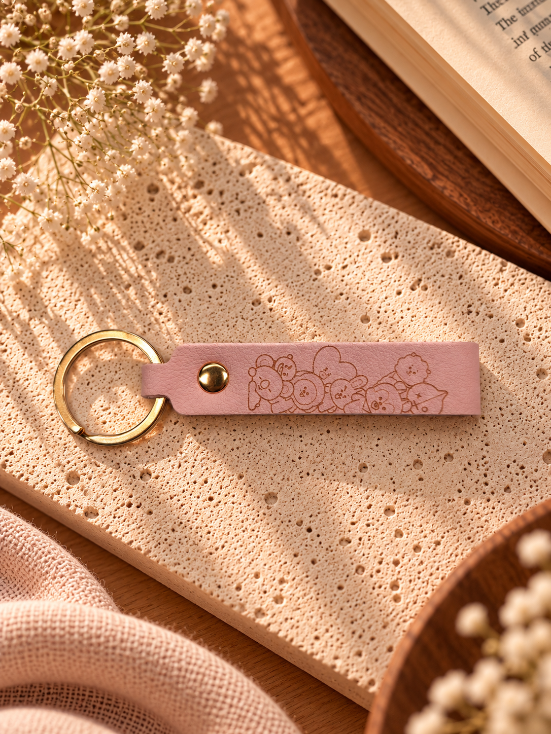 PEEKABOOS KEYCHARM