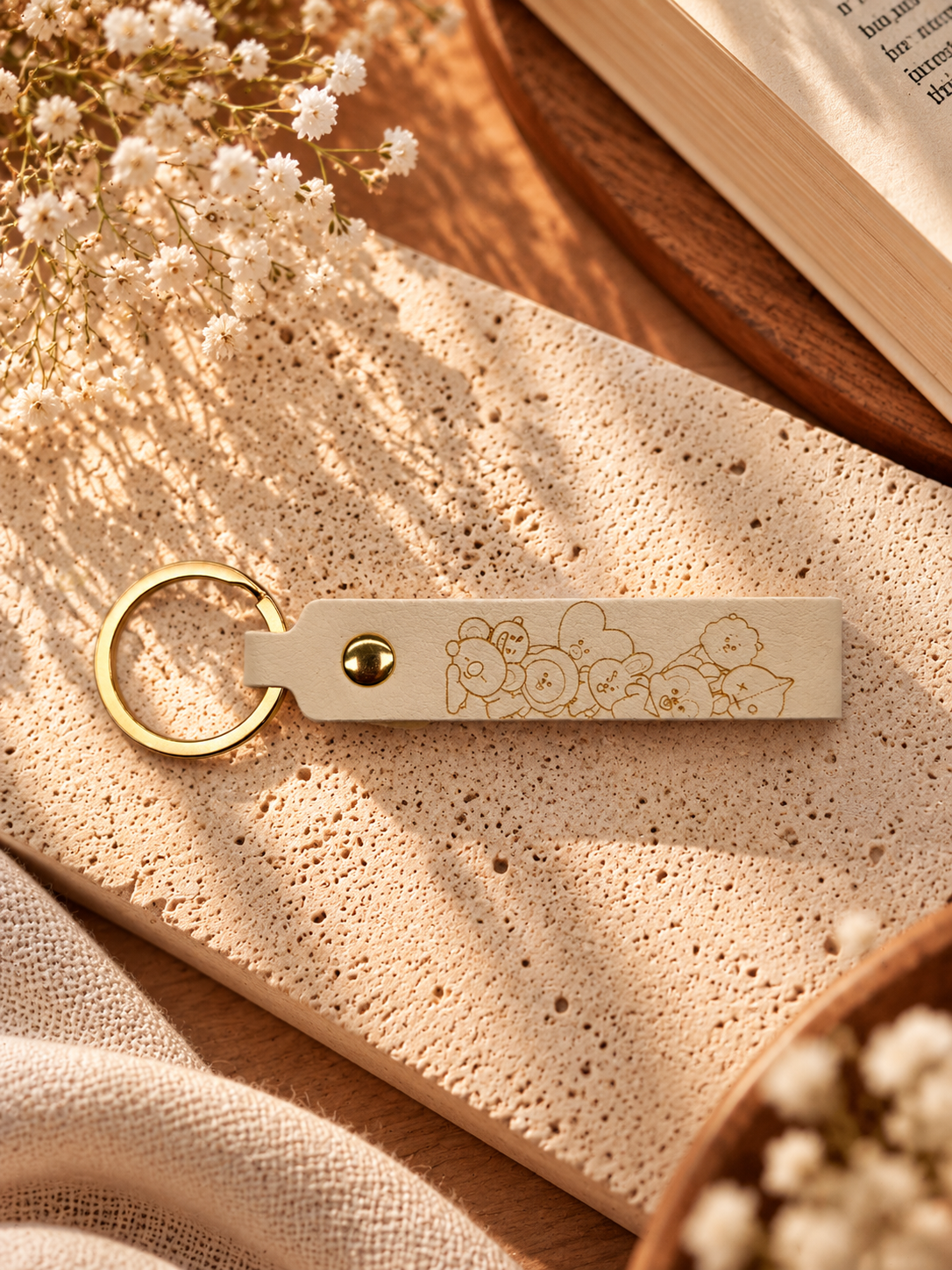 PEEKABOOS KEYCHARM