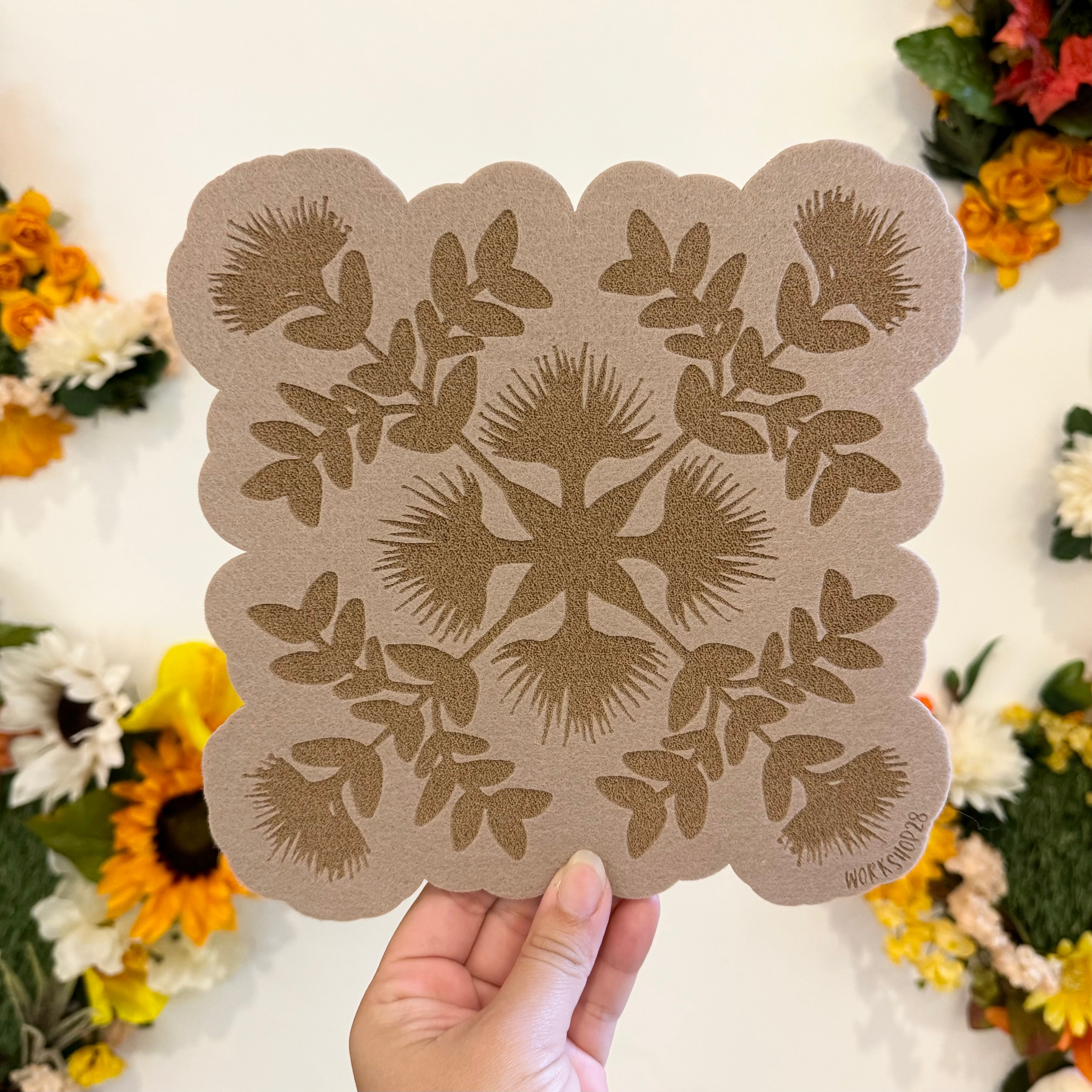 QUILT FELT TRIVET