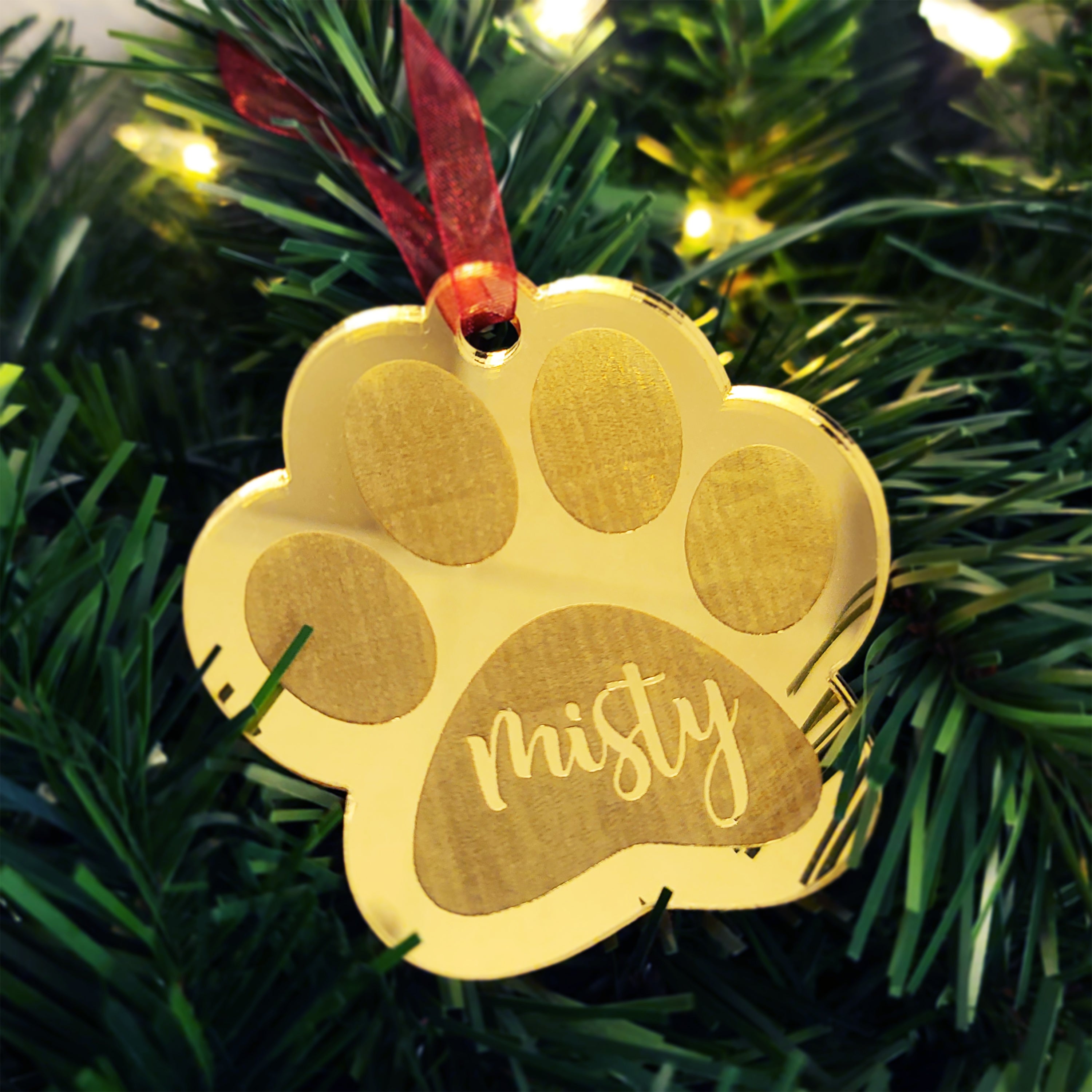 CUSTOM DIS-AND-BARK ORNAMENT