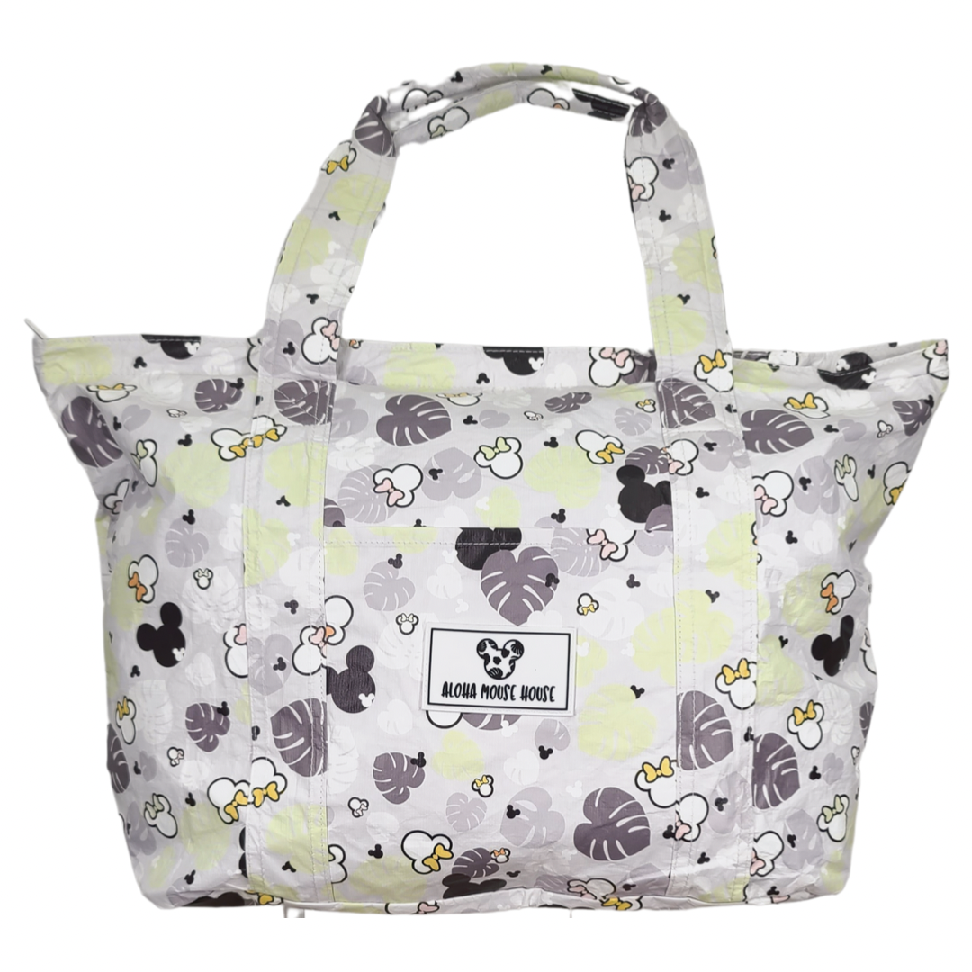 WATER RESISTANT TRAVEL TOTE