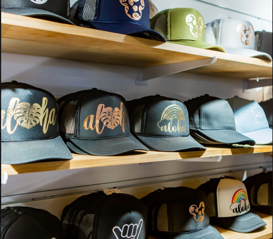MONSTERA LOVE TRUCKER HAT